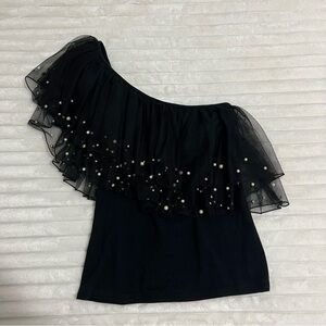 Pearl One-Shoulder Black Top